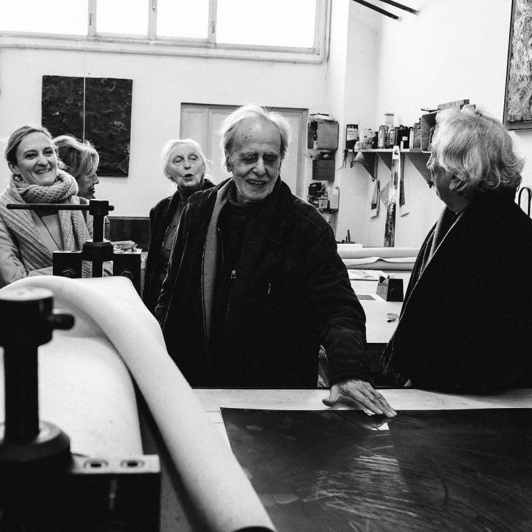 Segno indelebile: Mario Benedetti, il nero e il gesto dell’arte